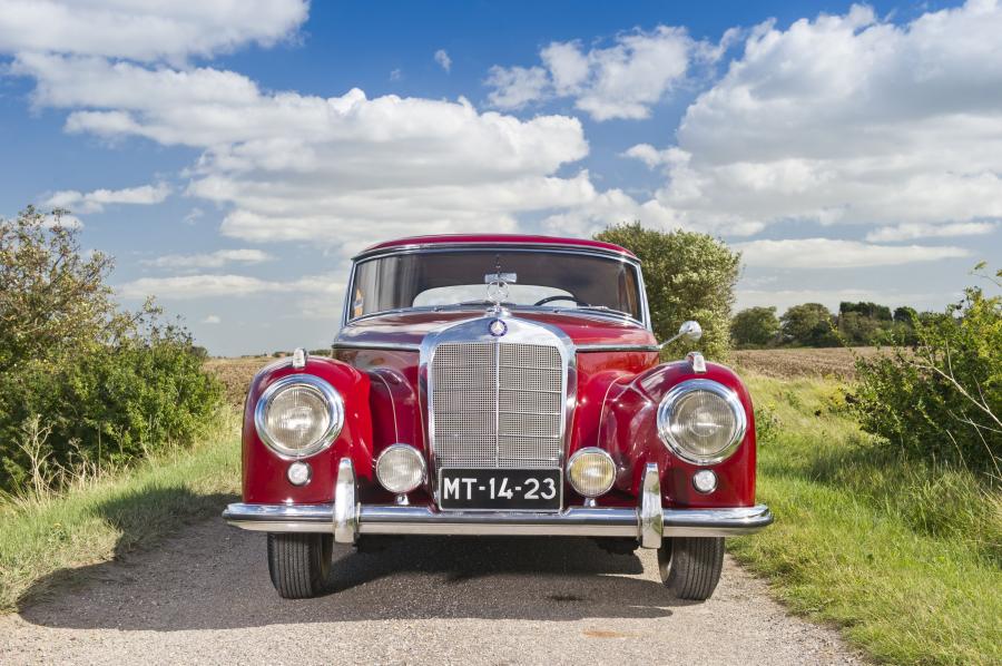  Mercedes-Benz 300 S Coupe 1954 года  (фото 5 из 15)